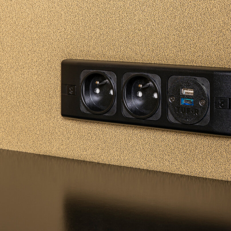 Akustická telefónna búdka Hana