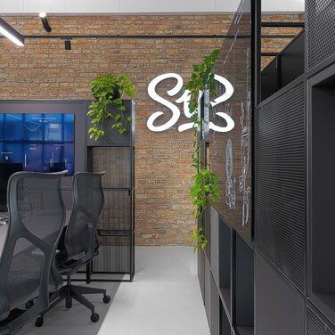 GOYART DESIGN dodanie stoličiek do Sufio - Jurkovičova Tepláreň