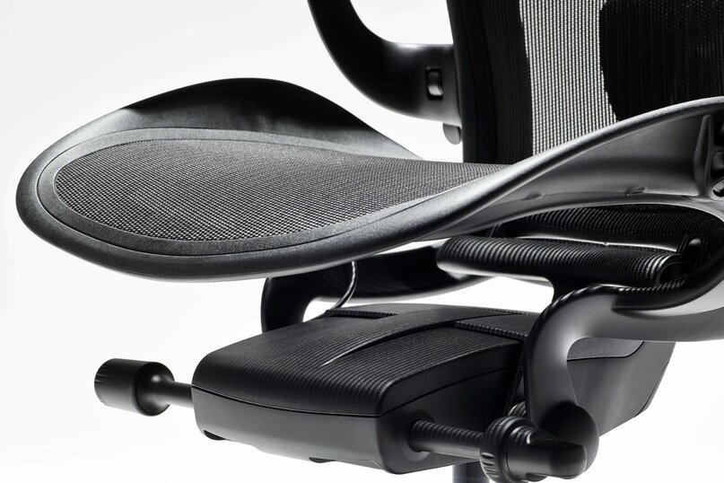 Herman Miller Aeron graphite veľkosť C