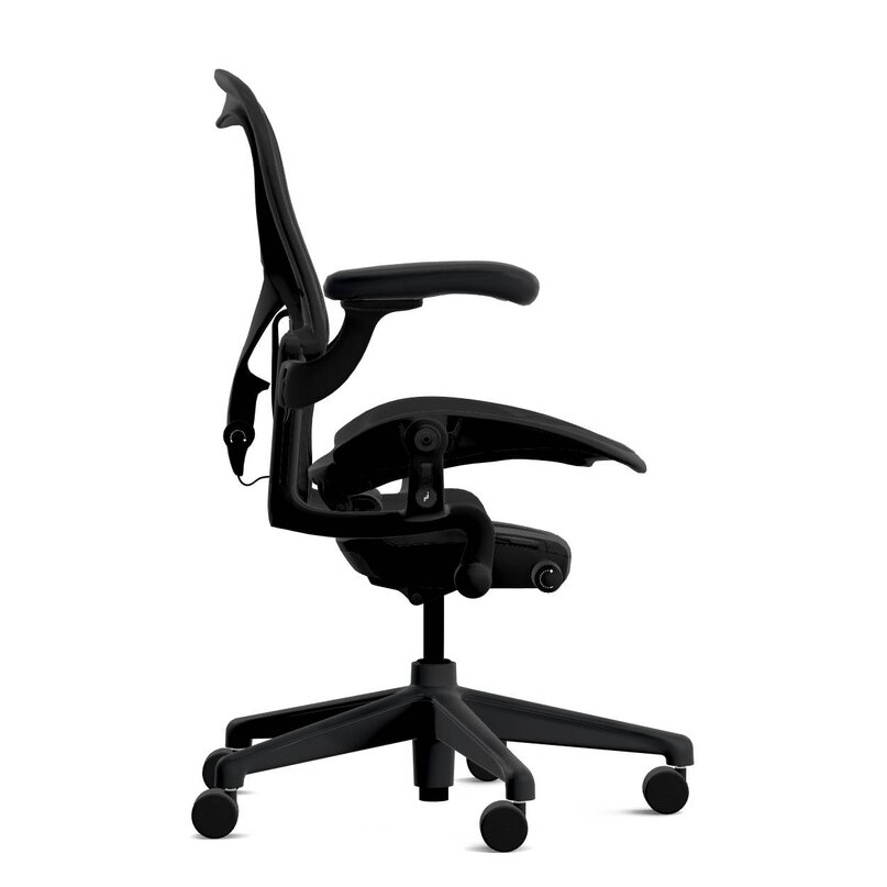 Herman Miller Aeron veľkosť B black edition