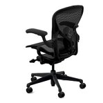 Herman Miller Aeron veľkosť B black edition