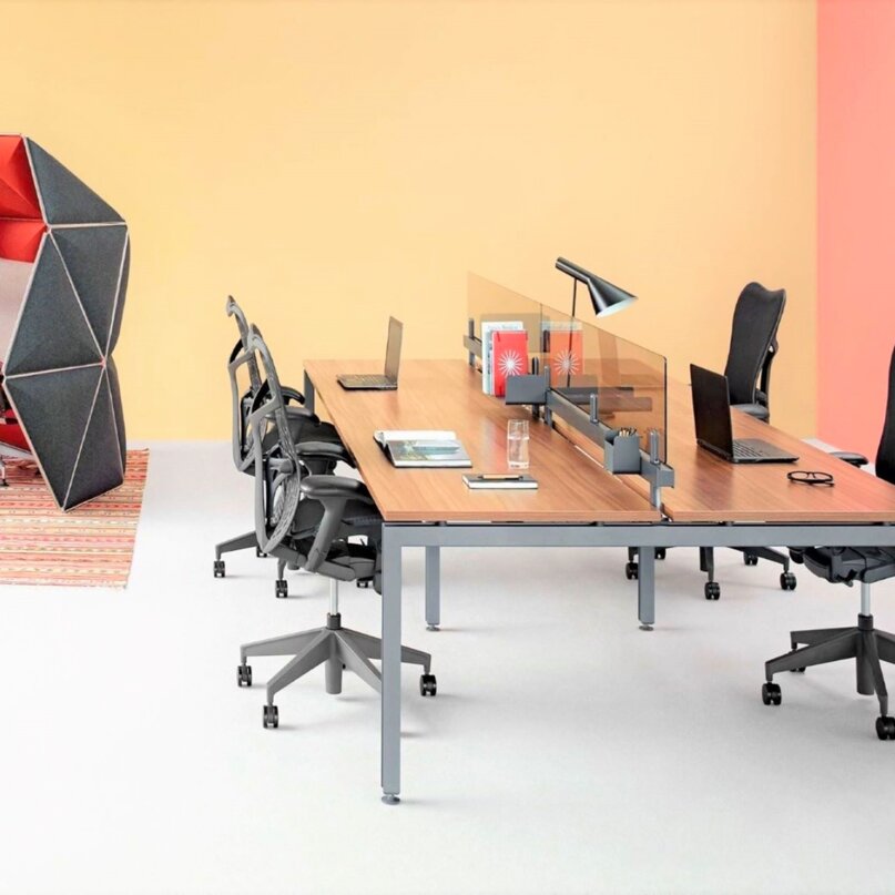 Herman Miller Mirra 2 butterfly