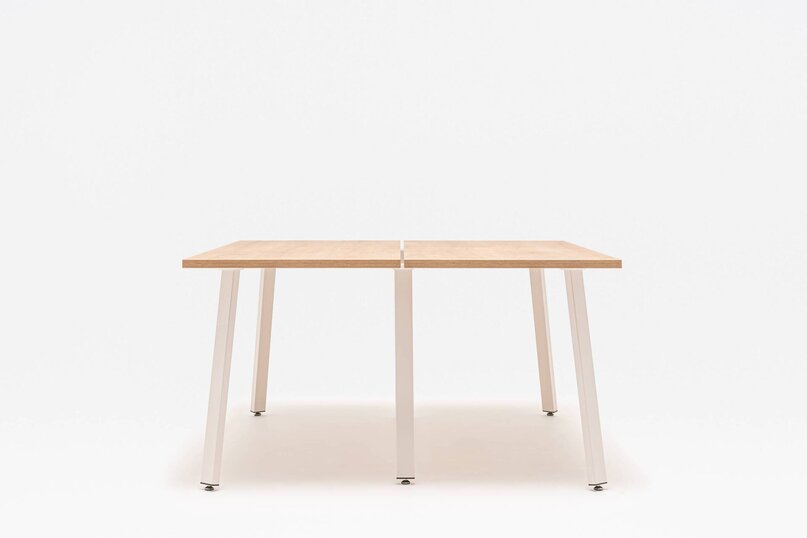 Kancelársky stôl Ogi A