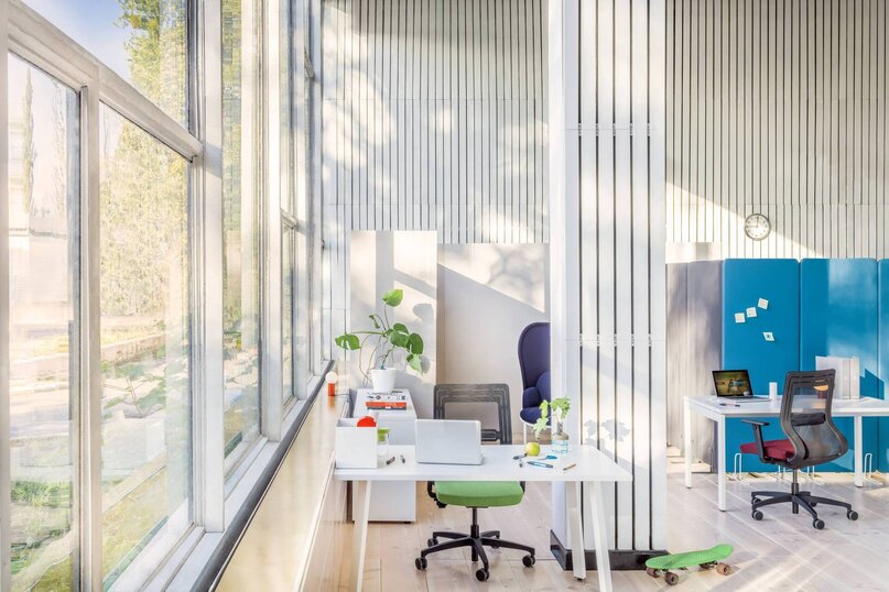 Kancelársky stôl Ogi A