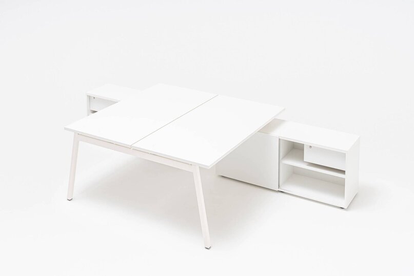 Kancelársky stôl Ogi M