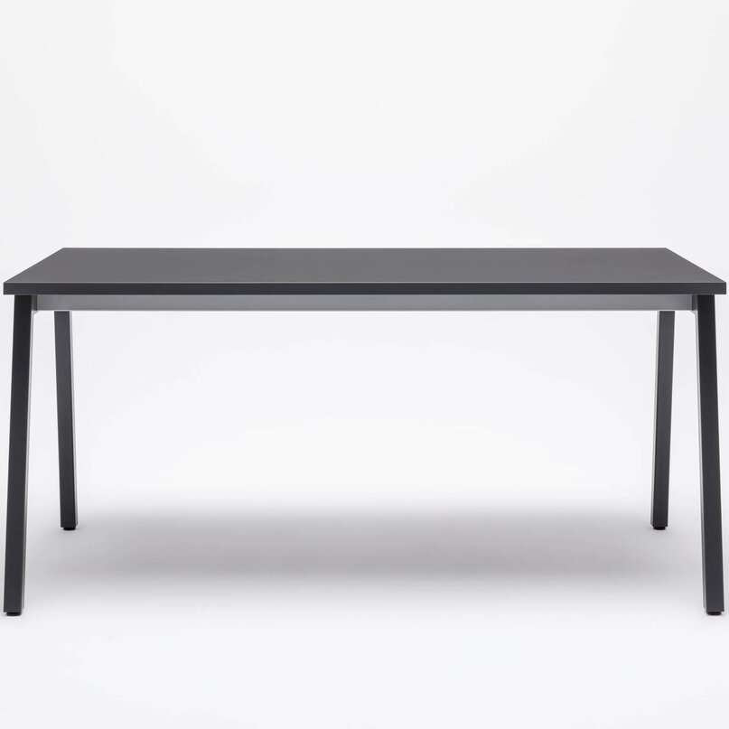 Kancelársky stôl Ogi M