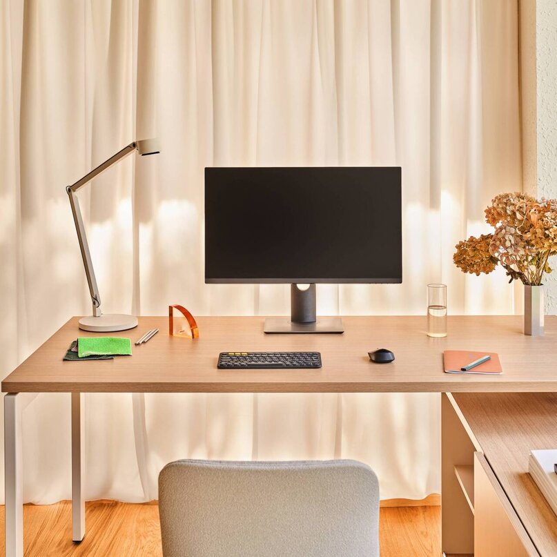 Kancelársky stôl Ogi U